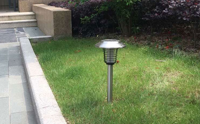 小區草坪滅蚊燈，戶(hù)外滅蚊器圖片
